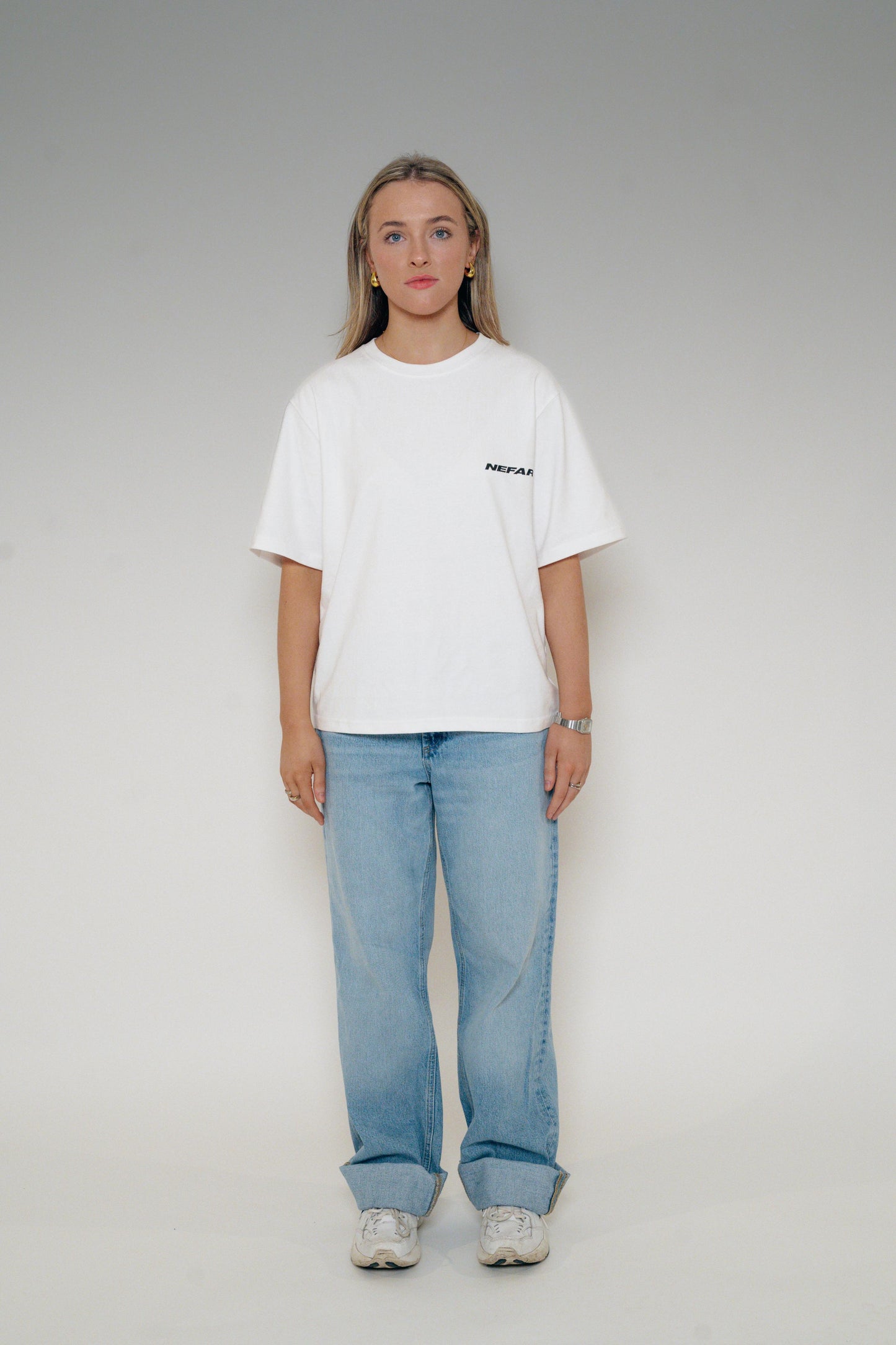 SILHOUETTE TEE