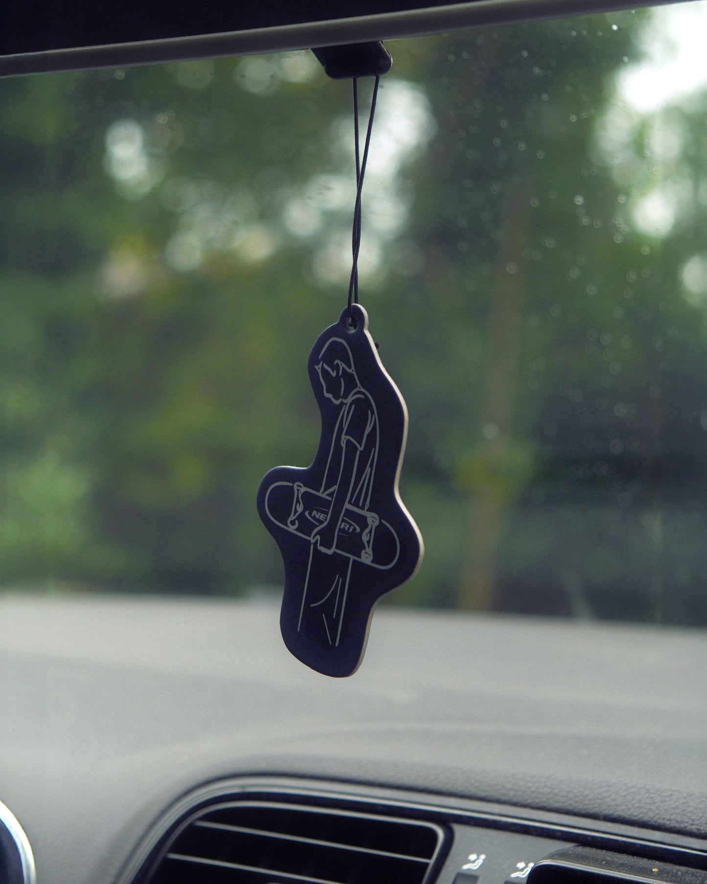 SANDALWOOD AIR FRESHENER